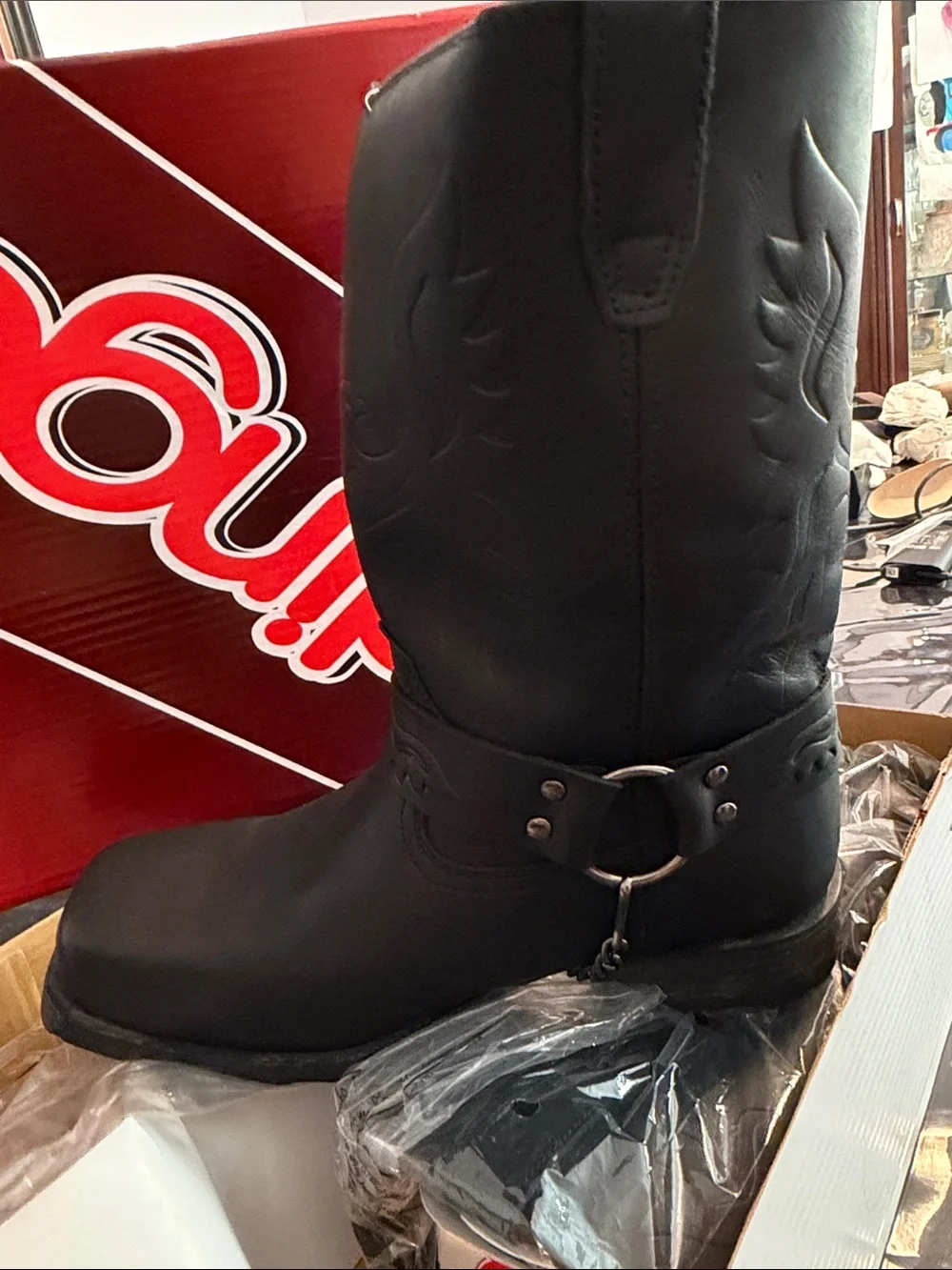 Brand New Dingo Cowboy Boots Brand with tags in plastic
